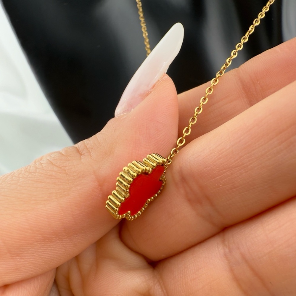 Alhambra Gold Stainless Steel One Motife Necklace with Red Flower Pendant - Picture 3 of 8